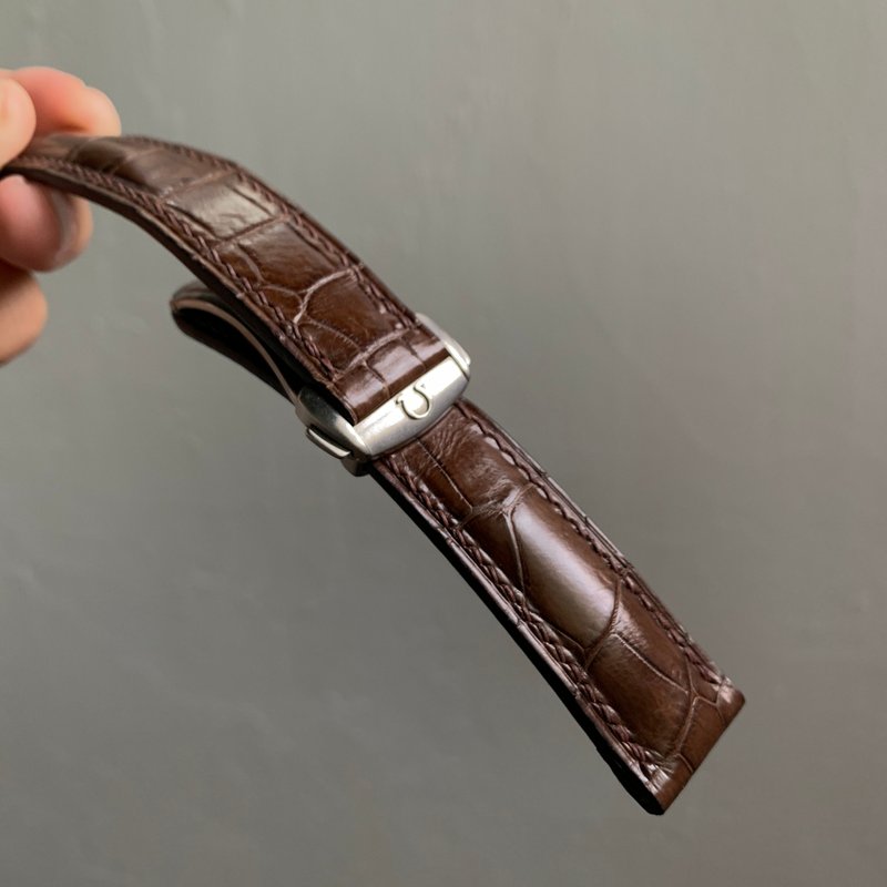 Shao Leather Crocodile Leather Strap Strap Customized Strap Customized Handmade Strap - สายนาฬิกา - หนังแท้ สีนำ้ตาล