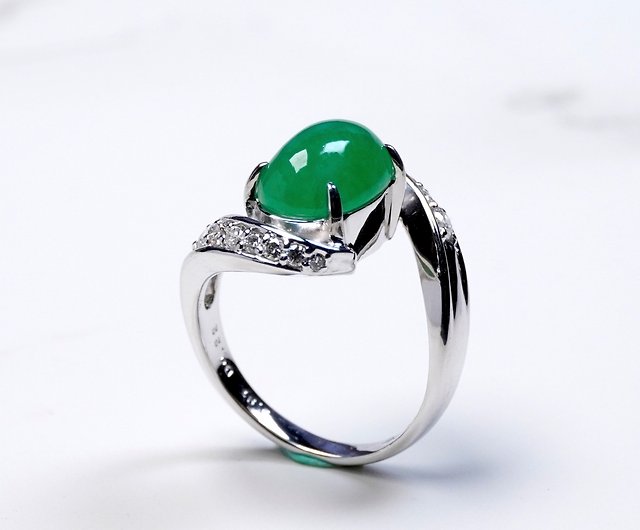 Bingyang green jade cabochon ring PT900 white gold diamond | Natural  Burmese jade jade A goods | - Shop eljade General Rings - Pinkoi