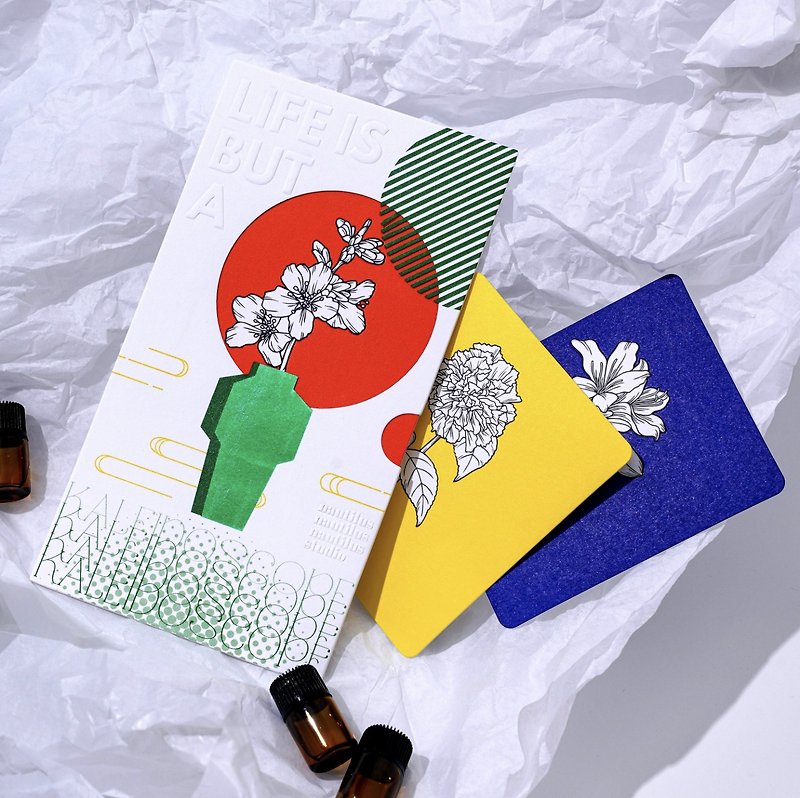 Kaleidoscope series fragrance postcard greeting card three pieces - Cards & Postcards - Paper 