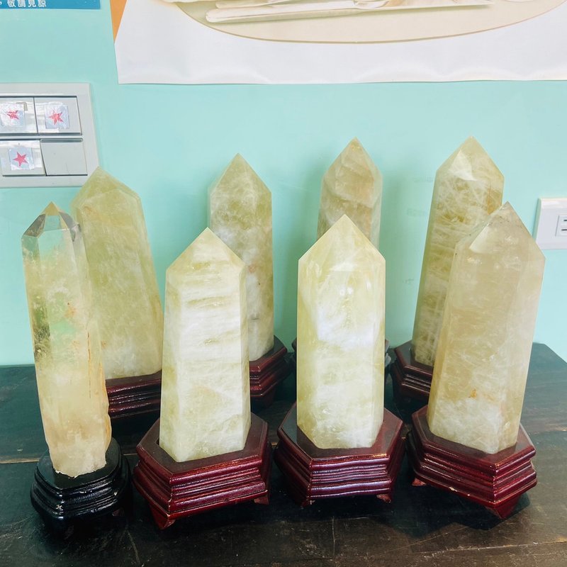 Topaz Pillar Lucky Friendship Stone Gathering Wealth and Partial Wealth Luck (8 styles in total) - Items for Display - Crystal Yellow