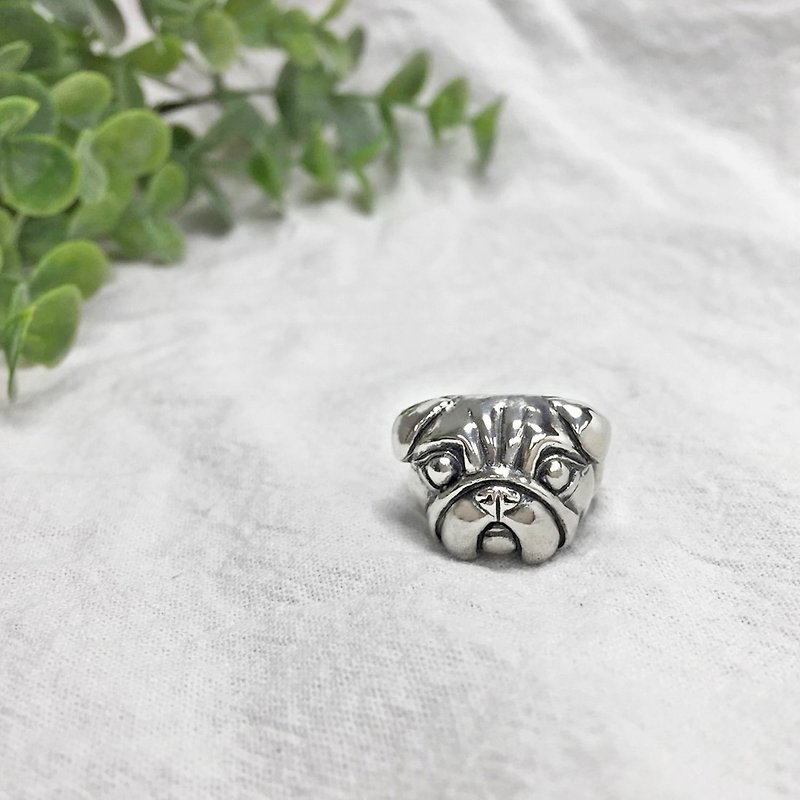 愛撒嬌 立體 造型  巴哥犬 銀戒指 - 戒指 - 純銀 銀色