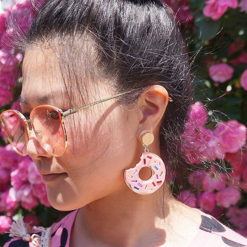 Doughnut Float Earrings - Earrings & Clip-ons - Acrylic Pink