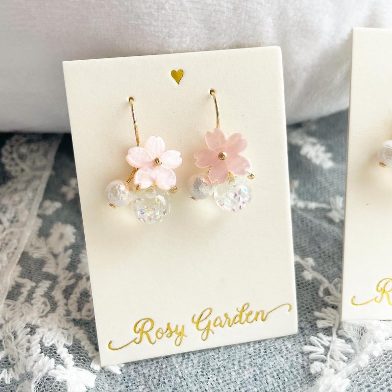 Rosy Garden 小清新櫻花 流沙水晶球耳環 可換耳夾 - 耳環/耳夾 - 玻璃 粉紅色