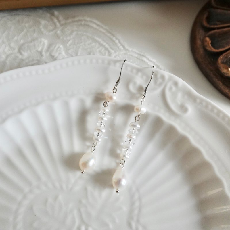 Lily Valley 浪漫誓言 | 手工串珠耳環 - 耳環/耳夾/耳骨夾 - 半寶石 白色