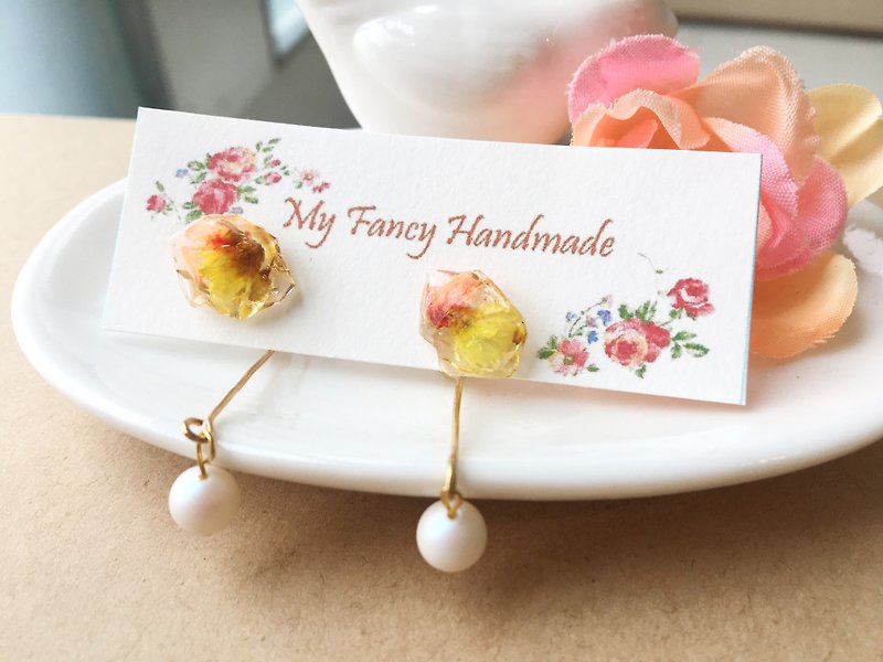 *My Fancy Handmade*handmade flower earring - ต่างหู - พืช/ดอกไม้ หลากหลายสี