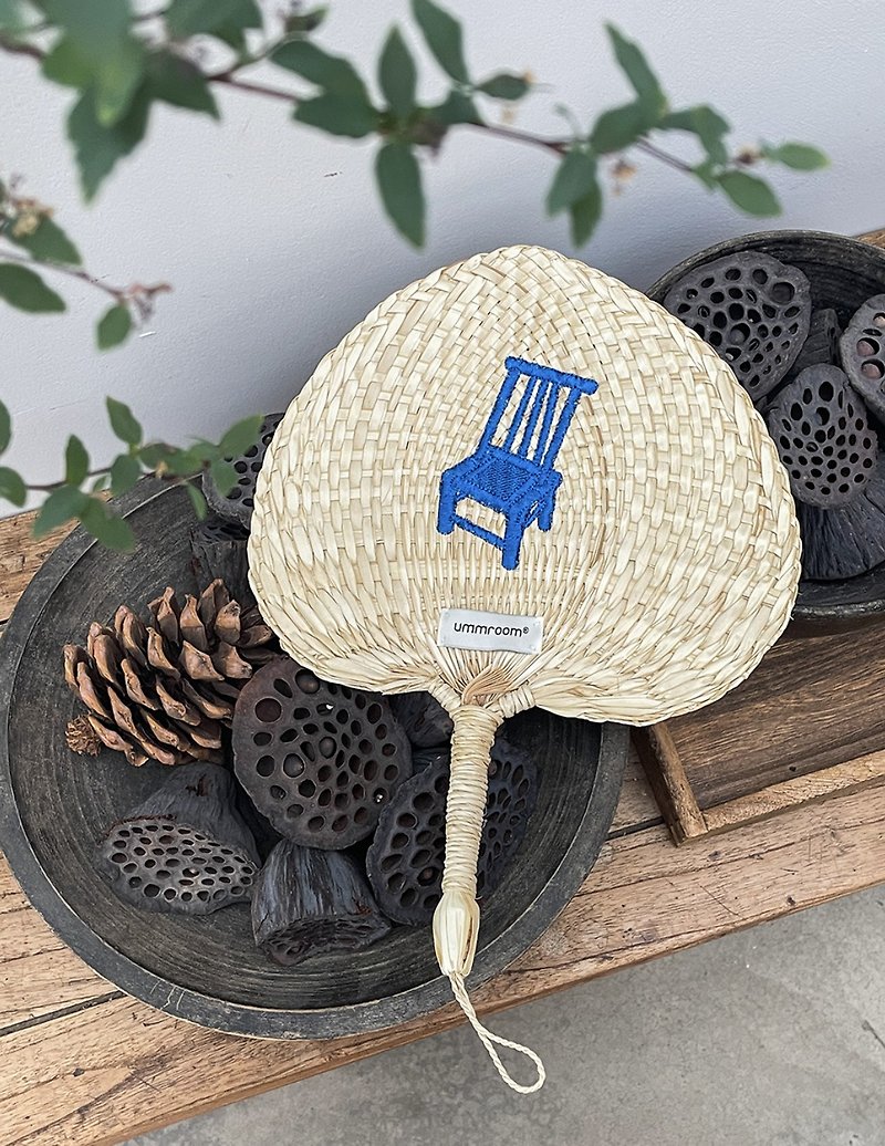 Blue Chair Old Taste Brown Leaf Fan Handwoven Summer Mosquito Repellent Cool and Natural - Other - Other Materials Khaki
