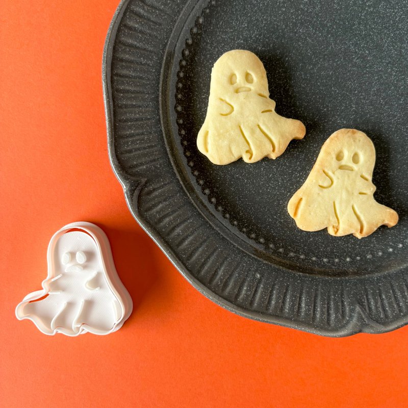 ひらひらおばけ ハロウィンクッキー型　右向き - 廚具 - 塑膠 白色