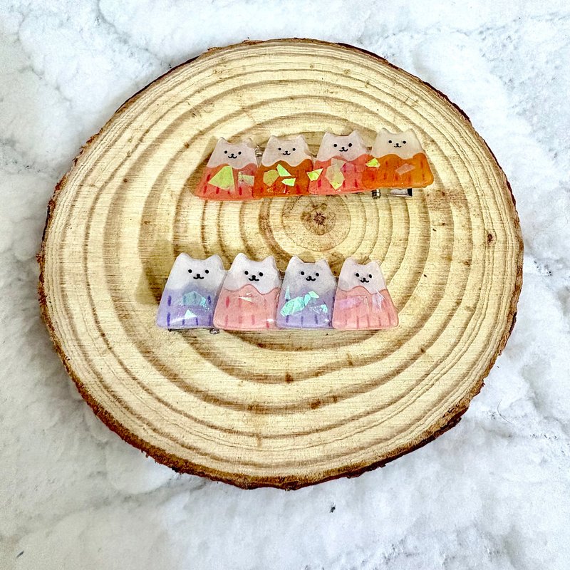 手繪貓咪富士山髮夾 - 髮夾/髮圈 - 樹脂 多色