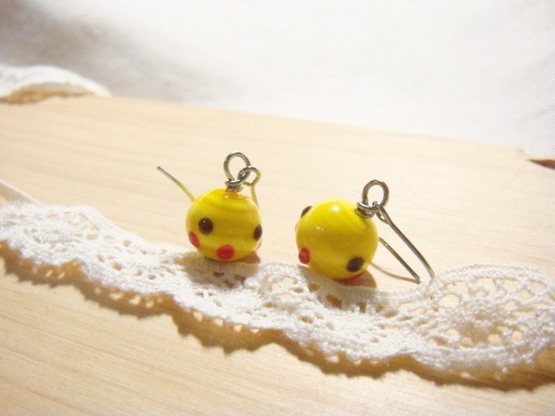Grapefruit Lin Liuli- Chick Goo Gu-Liu Li Earrings - Earrings & Clip-ons - Glass Yellow
