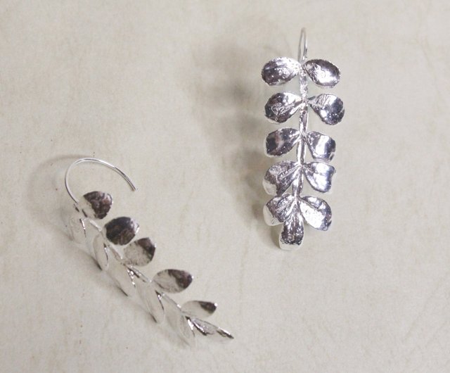 Pepper Wood Leaves Silver Earrings