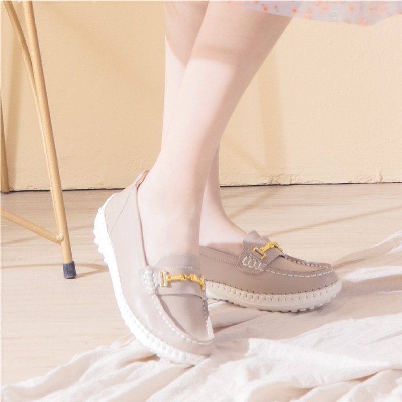 Rhinestone Horsebit Leather Lazy Lok Fu Magnet Thick Bottom Air Cushion Balloon Shoes (Milk Tea Brown) - Women's Oxford Shoes - Genuine Leather Khaki