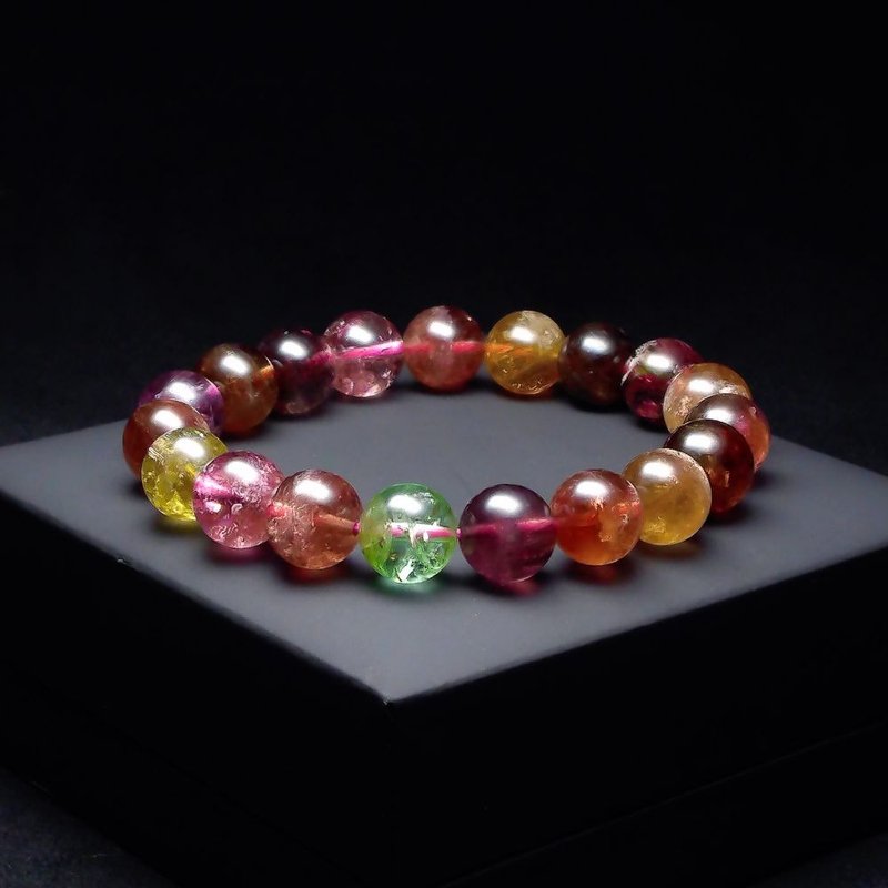 Ice-Clear Rainbow Tourmaline10.5mm Bracelet QBR-00115 - สร้อยข้อมือ - เครื่องประดับพลอย 
