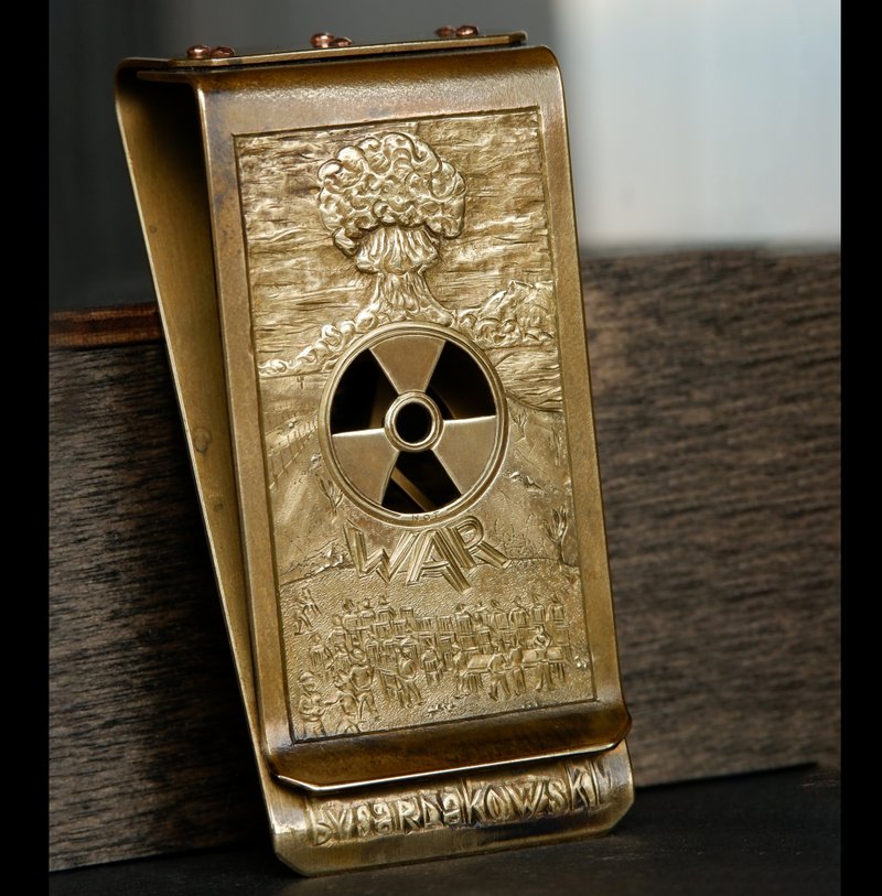 Money clip W/P Handmade Hand-engraved with a chisel In a single copy - 錢包/皮夾/長短夾 - 其他材質 金色