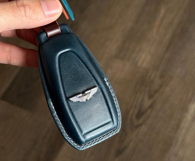 アストンマーティン レザー キーケース DBX DBS DB11 DB12