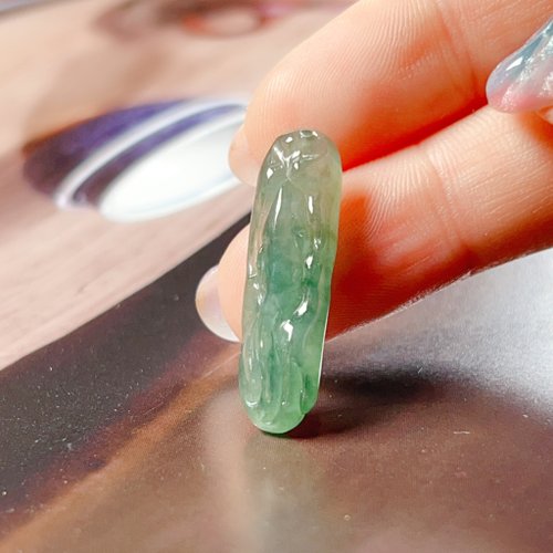 瓔珞翡翠 冰種翡翠如魚得水 | 天然A貨翡翠 | 送禮