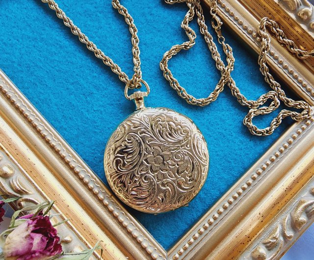 ゴールドロープツイストチェーン ラタンフェザーロール懐中時計 LOCKET