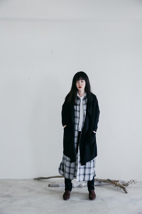Minami Asa 1931黑色毛料披肩式外套