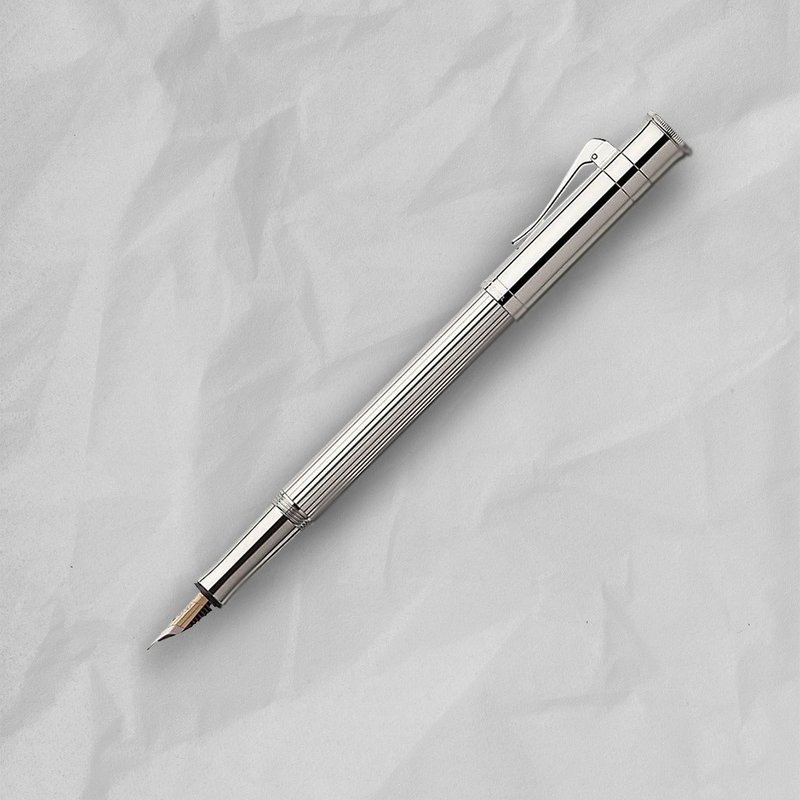 【Graf von Faber-Castell】經典系列鍍白金鋼筆 M尖 VIP刻字服務 - 鋼筆 - 其他金屬 銀色