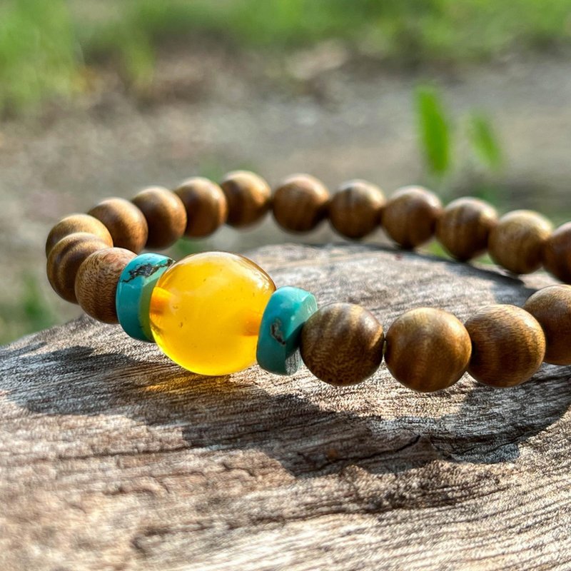 Xiantian Sandalwood Turquoise Old Mine Wax Hand Beads - สร้อยข้อมือ - ไม้ 