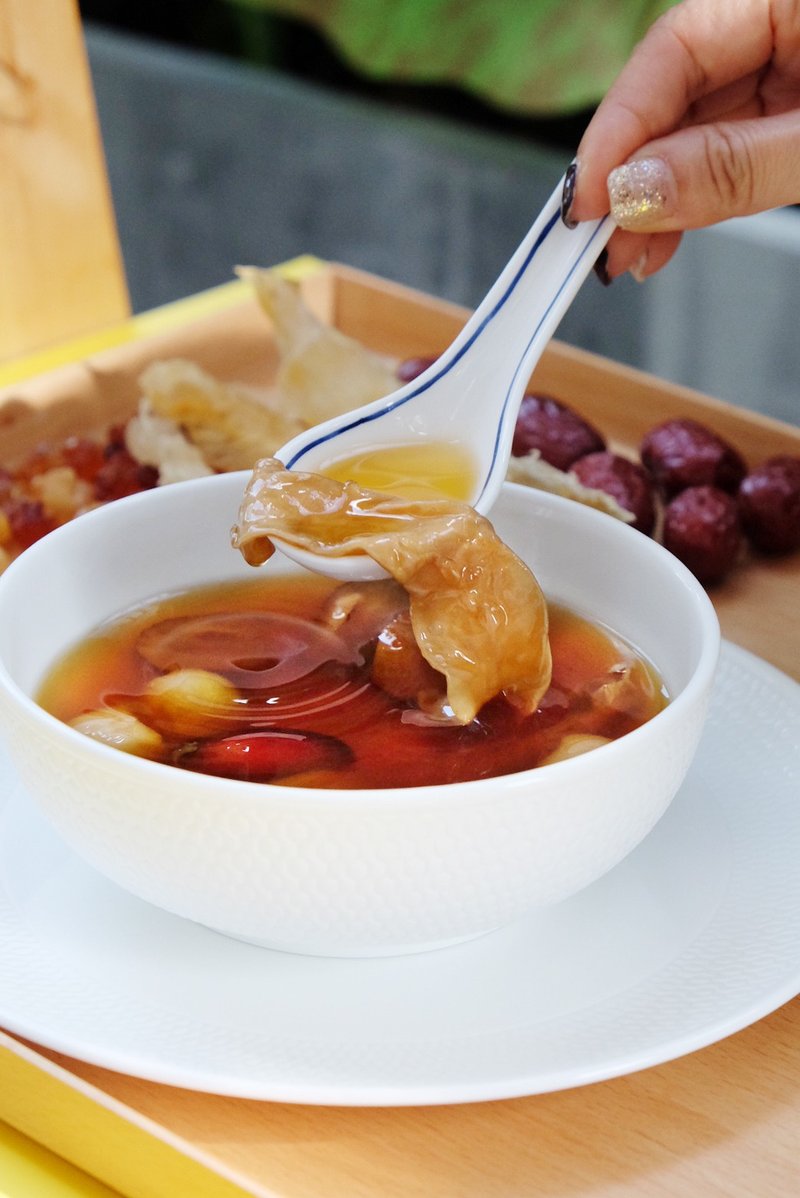 【香港製造 無添加急凍滋潤糖水】紅棗桂園桃膠燉花膠 - 養生/保健食品/飲品 - 其他材質 