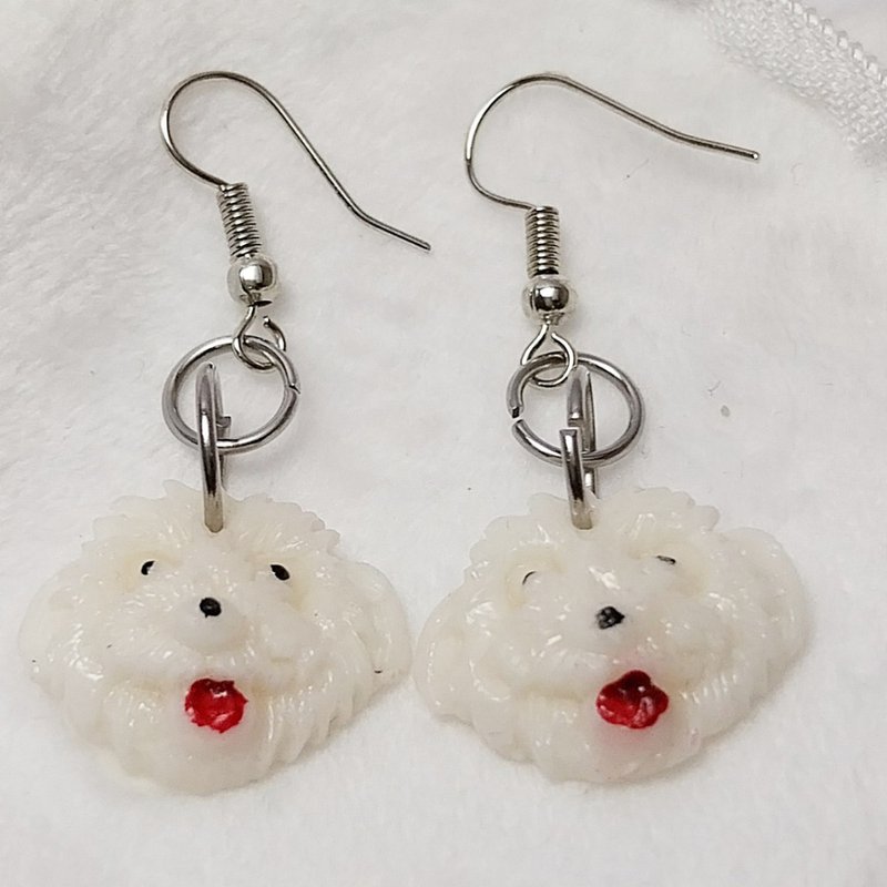 White Dog Earring Handmade Air Dry Clay Eco Friendly Stainless Hook - 耳環/耳夾/耳骨夾 - 黏土 白色