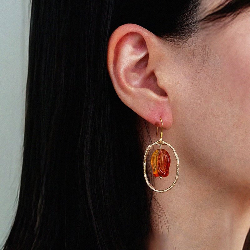 耳環 | Wondrous Orange Tulip 奇幻透橘鬱金香 - 耳環/耳夾/耳骨夾 - 其他金屬 橘色