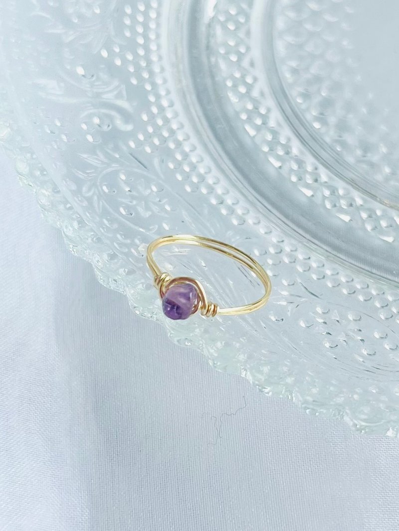 アメジストの一粒リング/パワーストーン/14kgf/天然石/gemstone/アメジスト/amethyst - 戒指 - 半寶石 紫色