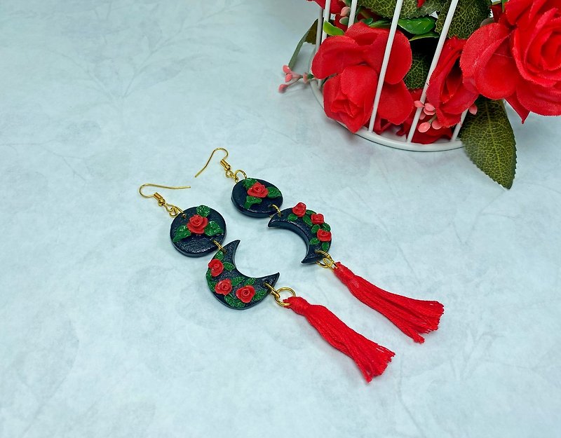 Earrings made of polymer clay. Red earrings. Handmade jewelry. - 耳環/耳夾 - 其他材質 
