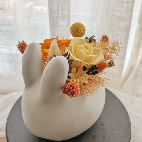 Bunnystail 兔尾草花藝 【客製】兔兔永生盆花 永生玫瑰/兔子花器