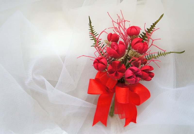Hand-made dry flower / not withered series ~ red love dry corsage / main wedding corsage / photo props / wedding floral / straw hat decoration ~ - เข็มกลัด - พืช/ดอกไม้ สีแดง