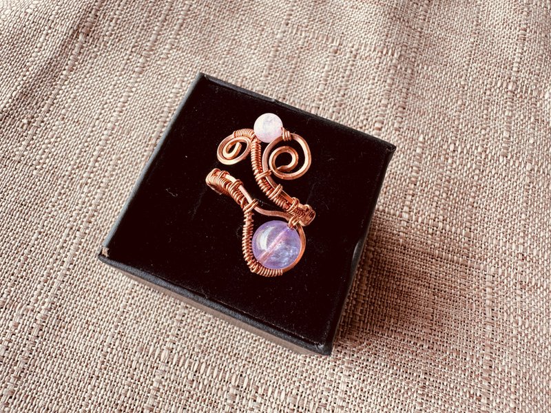 230609 wire wrapping amethyst Bronze winding guide - Necklaces - Copper & Brass Purple