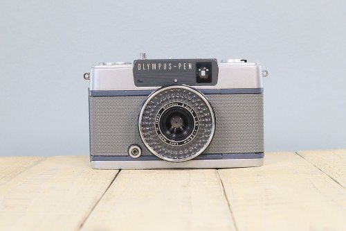 完動品】オールドフィルムカメラ OLYMPUS PEN EE-2 S/N3518352