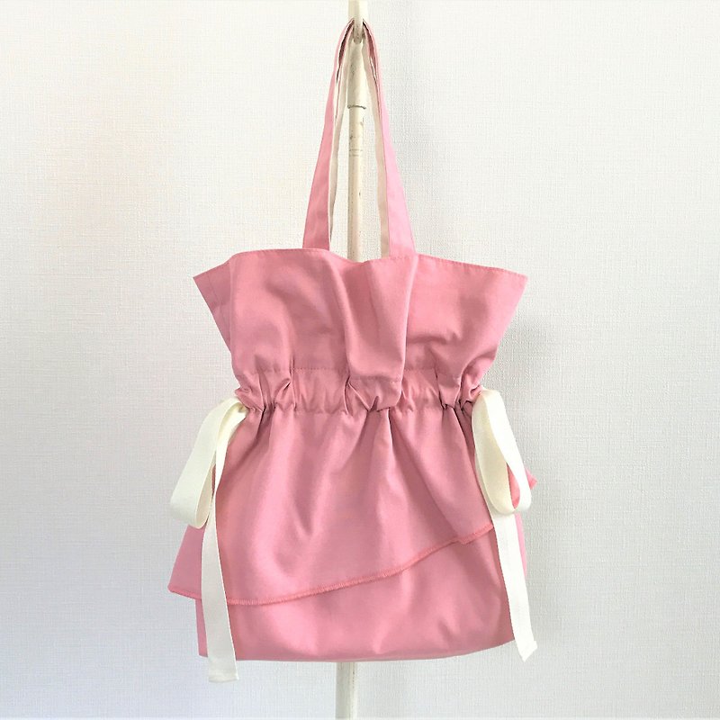 ラッフルエアリーフレア 持ち手付き巾着プチバッグ スモーキーピンク - 手提包/手提袋 - 棉．麻 粉紅色