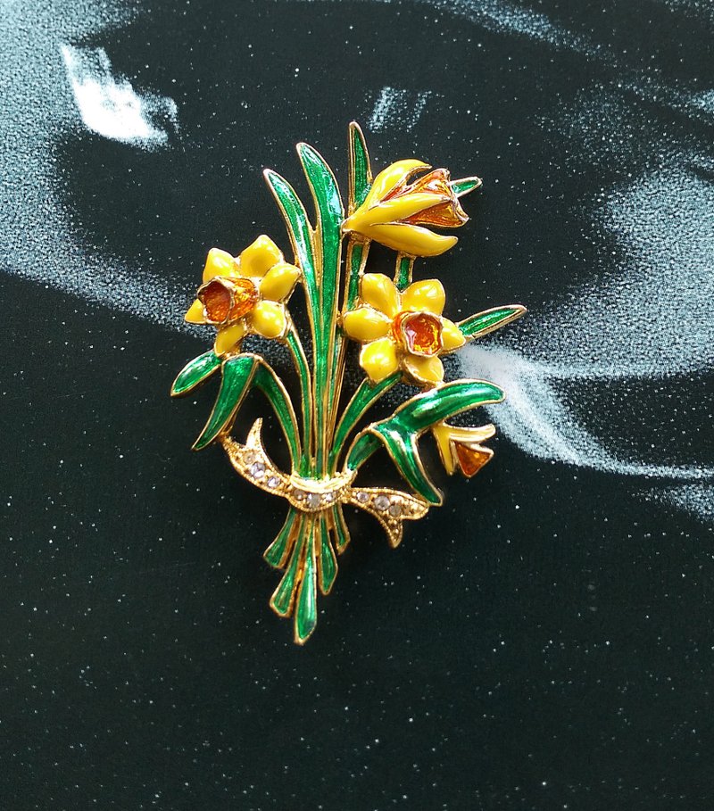 【美國西洋古董飾品】JOAN RIVERS  琺瑯花卉 花束 別針  胸針 - 徽章/別針 - 其他材質 金色