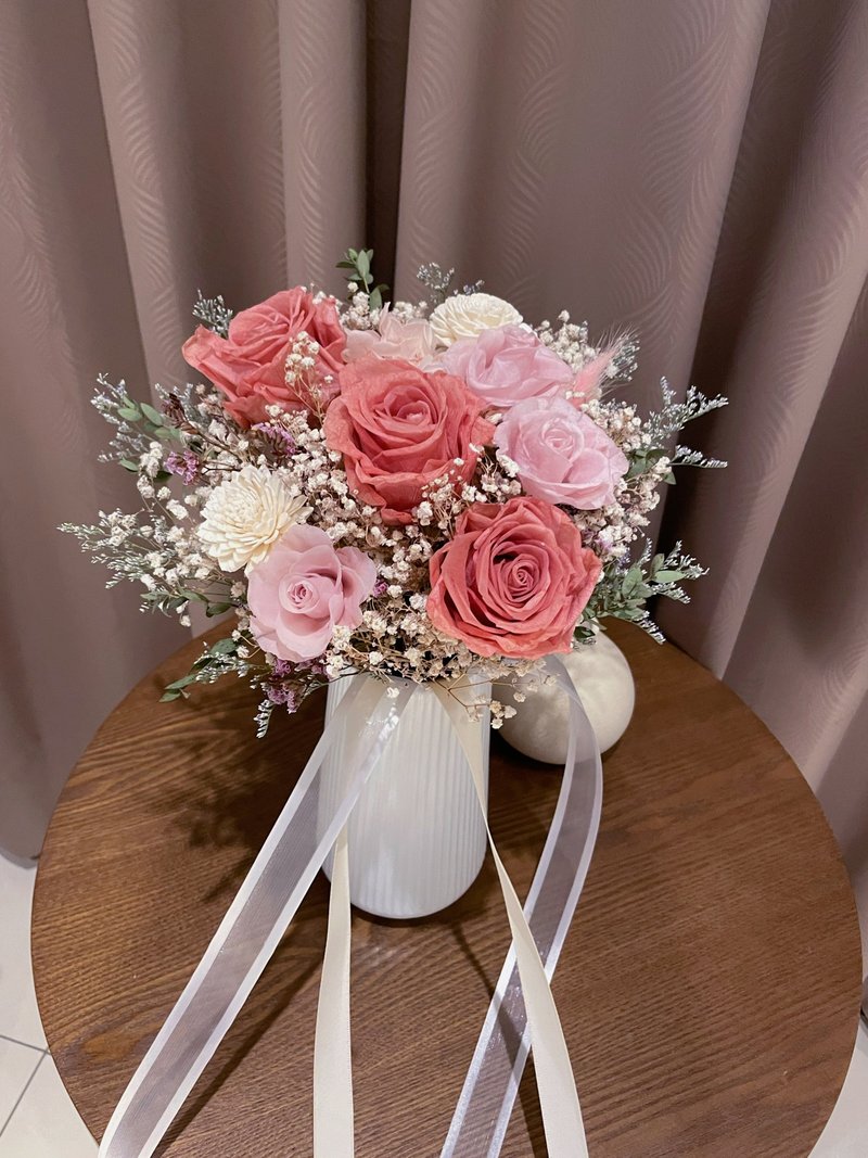 莓紅色永生花捧花 新娘捧花 結婚捧花 乾燥花捧花 伴娘捧花 - 乾燥花/永生花 - 植物．花 粉紅色