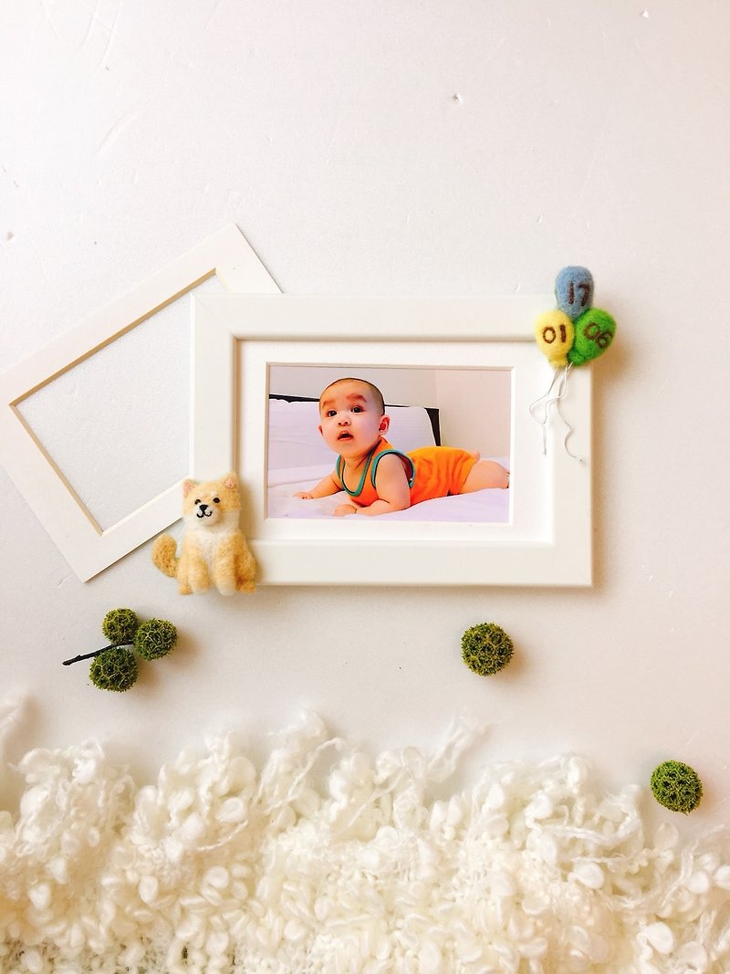 wool felt Baby birthday frame - Picture Frames - Wool Gold