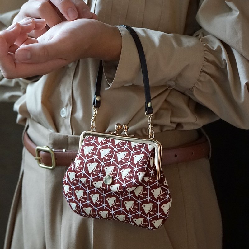 小紋雅華|風呂敷創意口袋口金包-秋風千鳥|零錢包 - 錢包/皮夾/長短夾 - 棉．麻 