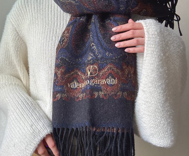 マフラー・ストール VALENTINO GARAVANI Midnight Blue Wool Scarf Second-hand authentic Valentino Garavani wool shawl neck