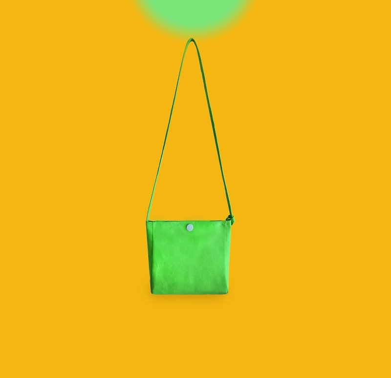 Square cross body bag - Messenger Bags & Sling Bags - Cotton & Hemp 