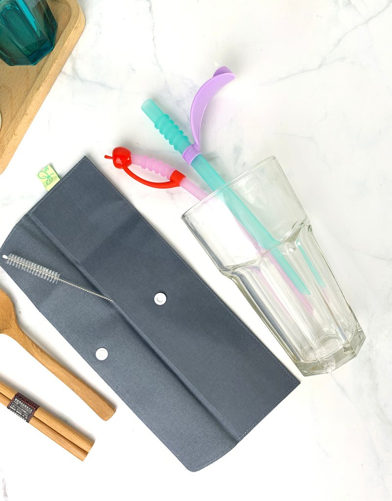 POKING-荳葉配蘋果-矽晶小荳芽矽膠吸管-專利認證- 綠配粉 - 環保吸管 - 矽膠 