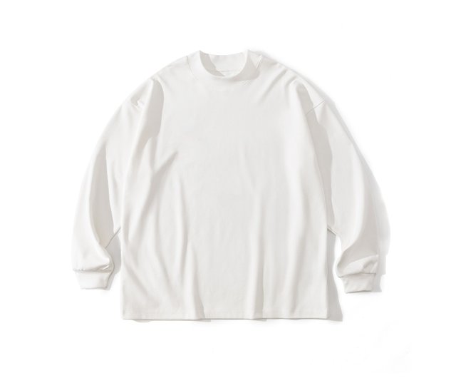 Essential Long Sleeve T-Shirt