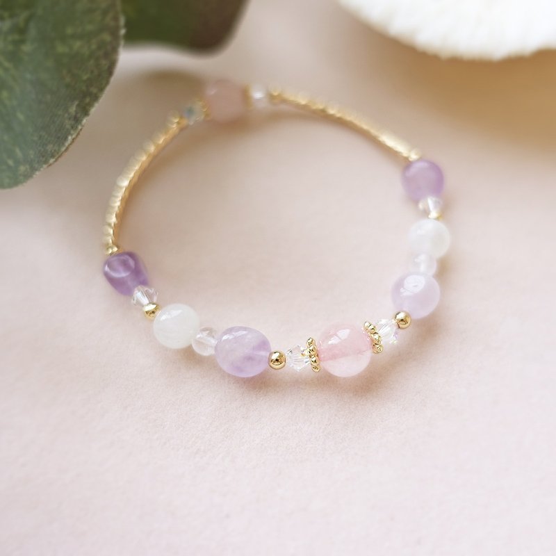 Love is coming Hortensia Lotus Pink Crystal Lavender Amethyst Moonstone Swarovski - Bracelets - Semi-Precious Stones Gold