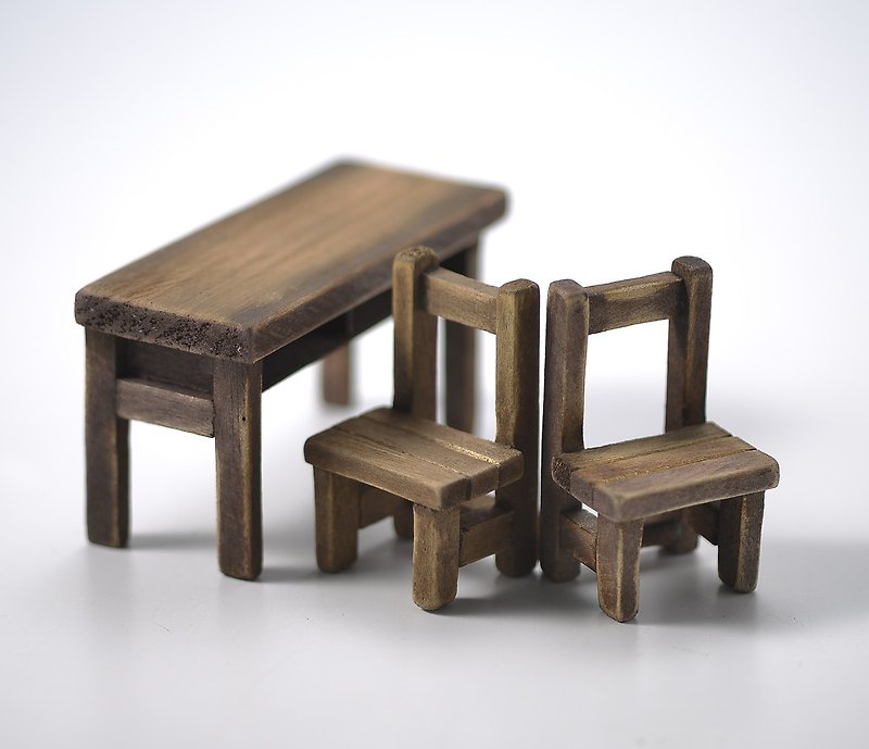 老課桌椅I - 裝飾/擺設  - 木頭 咖啡色