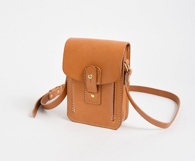 Japanese craftsman handmade leather casual walking bag (CP