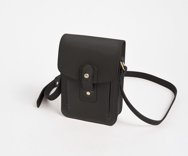 バッグ Archive Japanese Handmade Leather Bag UNDERCOVERISM × MADSAKI Messenger Bag Leather Japan 2005AW