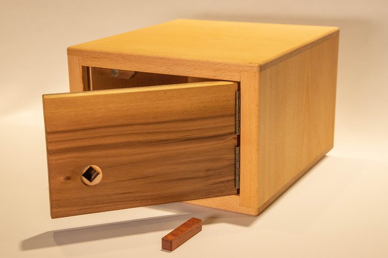 【新商品】クリエイティブストレージボックス 木製鍵 - 収納用品 - 木製 ブラウン