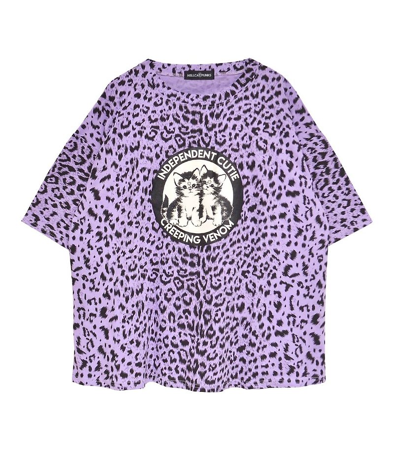 Leopard print big T-shirt/leopard/F size/hellcatpunks/hcp-t-0148 - เสื้อยืดผู้หญิง - ผ้าฝ้าย/ผ้าลินิน สีม่วง