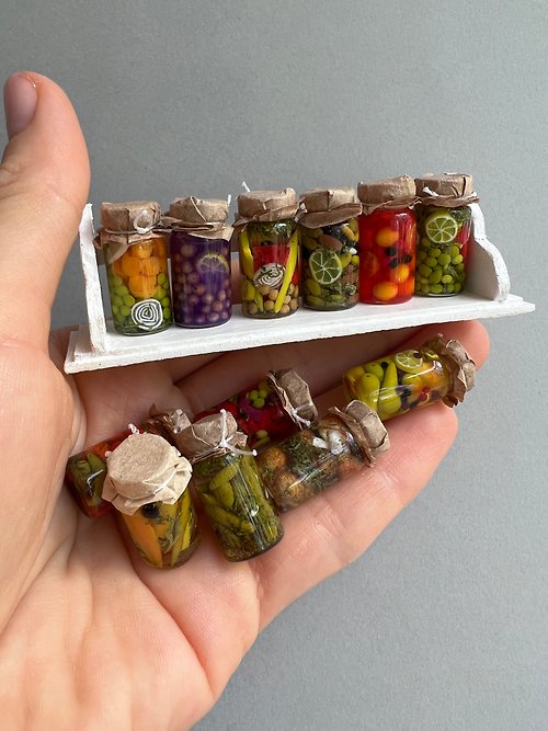 Dollhouse Spice Seed Jars, 4 pc, IM65005