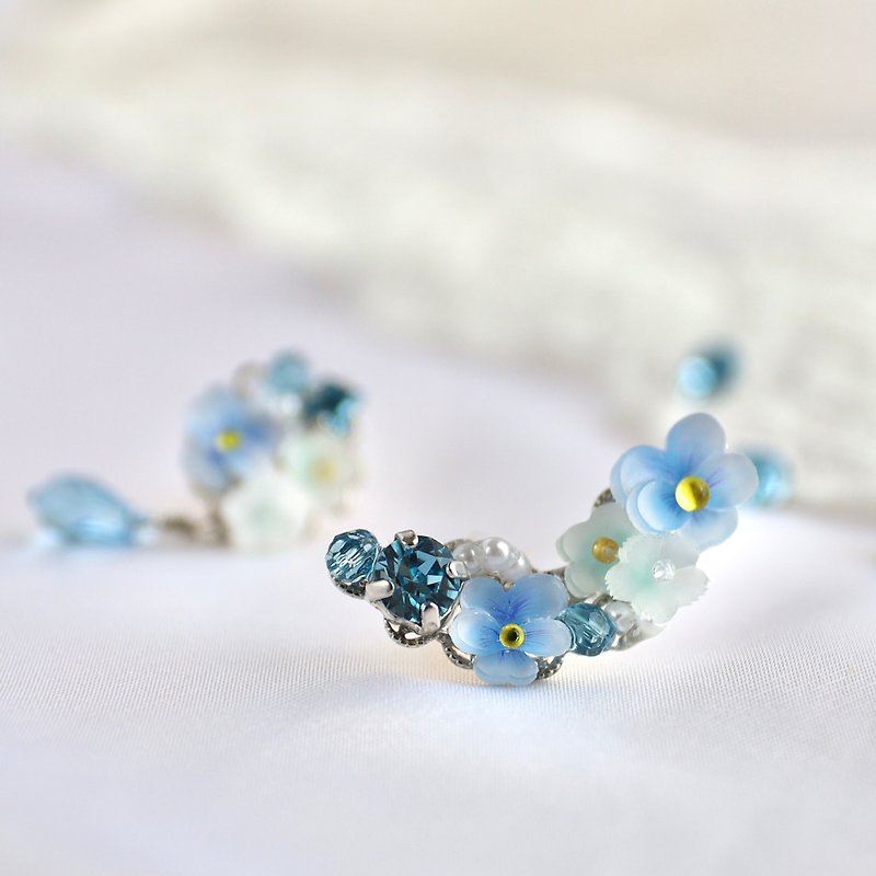 Viola Bouquet Ear Cuff Aquamarine Color - Earrings & Clip-ons - Glass Blue