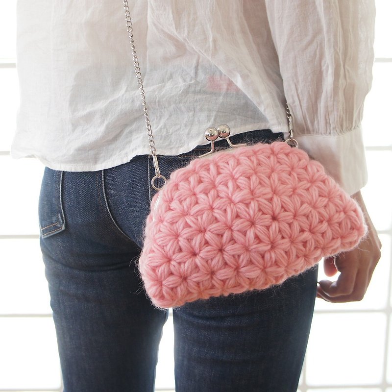 Ba-ba handmade Jasmine stitch crochet petit-bag No.C1098 - Messenger Bags & Sling Bags - Other Materials Pink